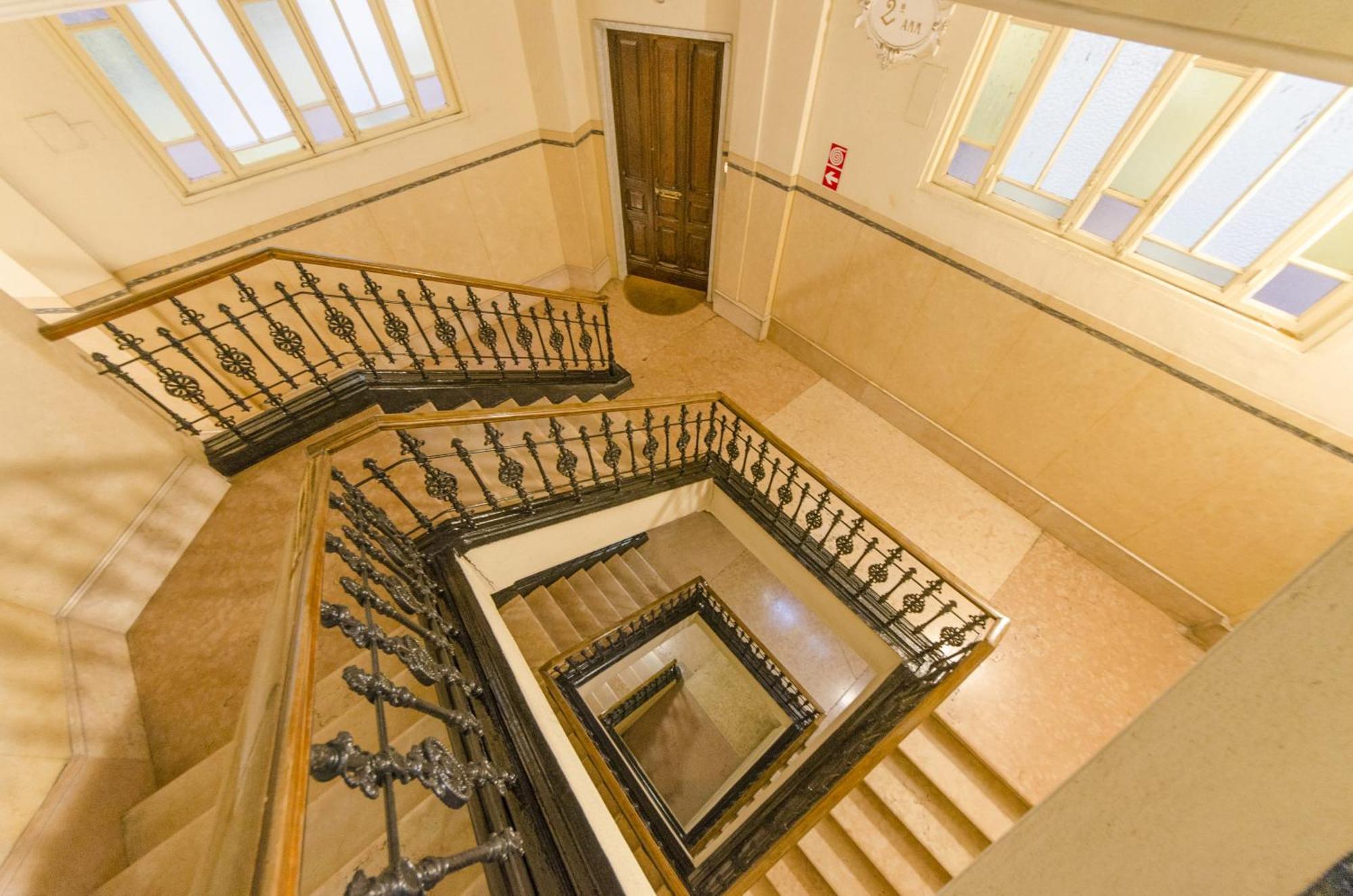 Apartment Joivy Charming With Garden In Castelletto Genua